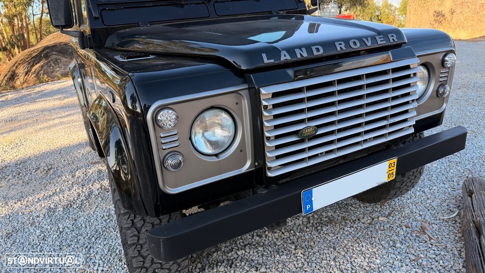 Land Rover Defender 90 2.5 TD5 Metal Top - 11