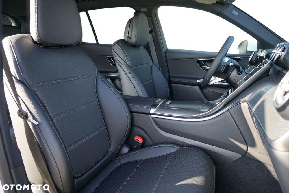 Mercedes-Benz GLC - 18