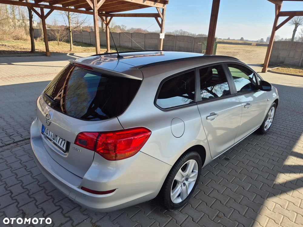 Opel Astra 1.7 CDTI Cosmo - 12