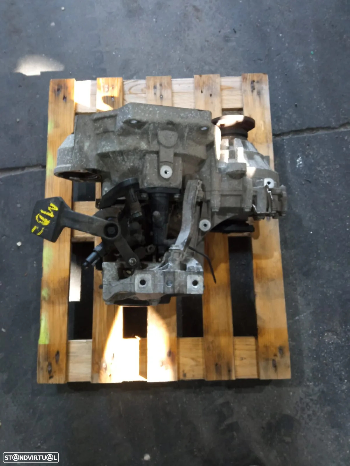 Caixa de velocidades VW GOLF VI 1.6tdi REF: MDZ - 10
