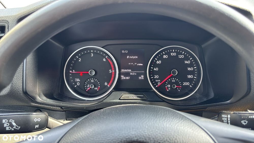 Volkswagen Crafter - 11