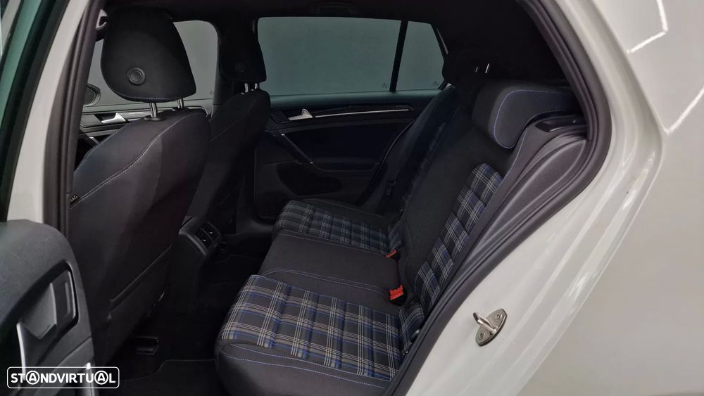 VW Golf 1.4 GTE Plug-in - 49