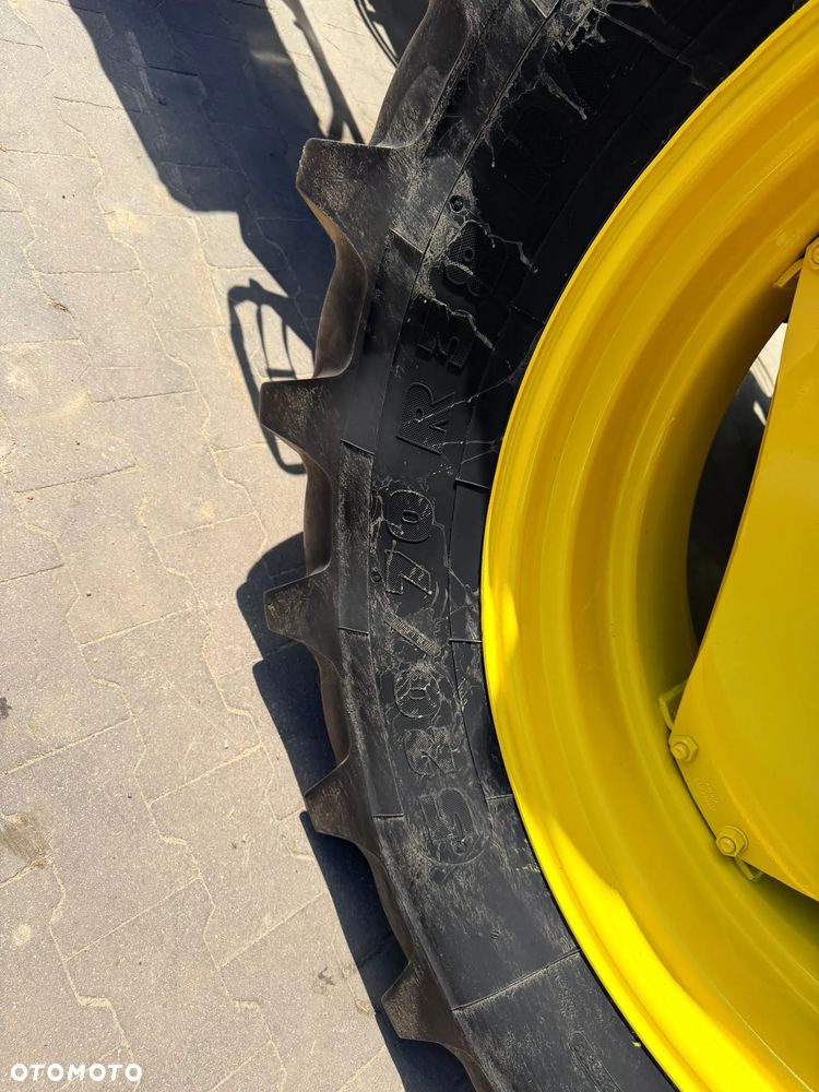 John Deere 6400 - 24