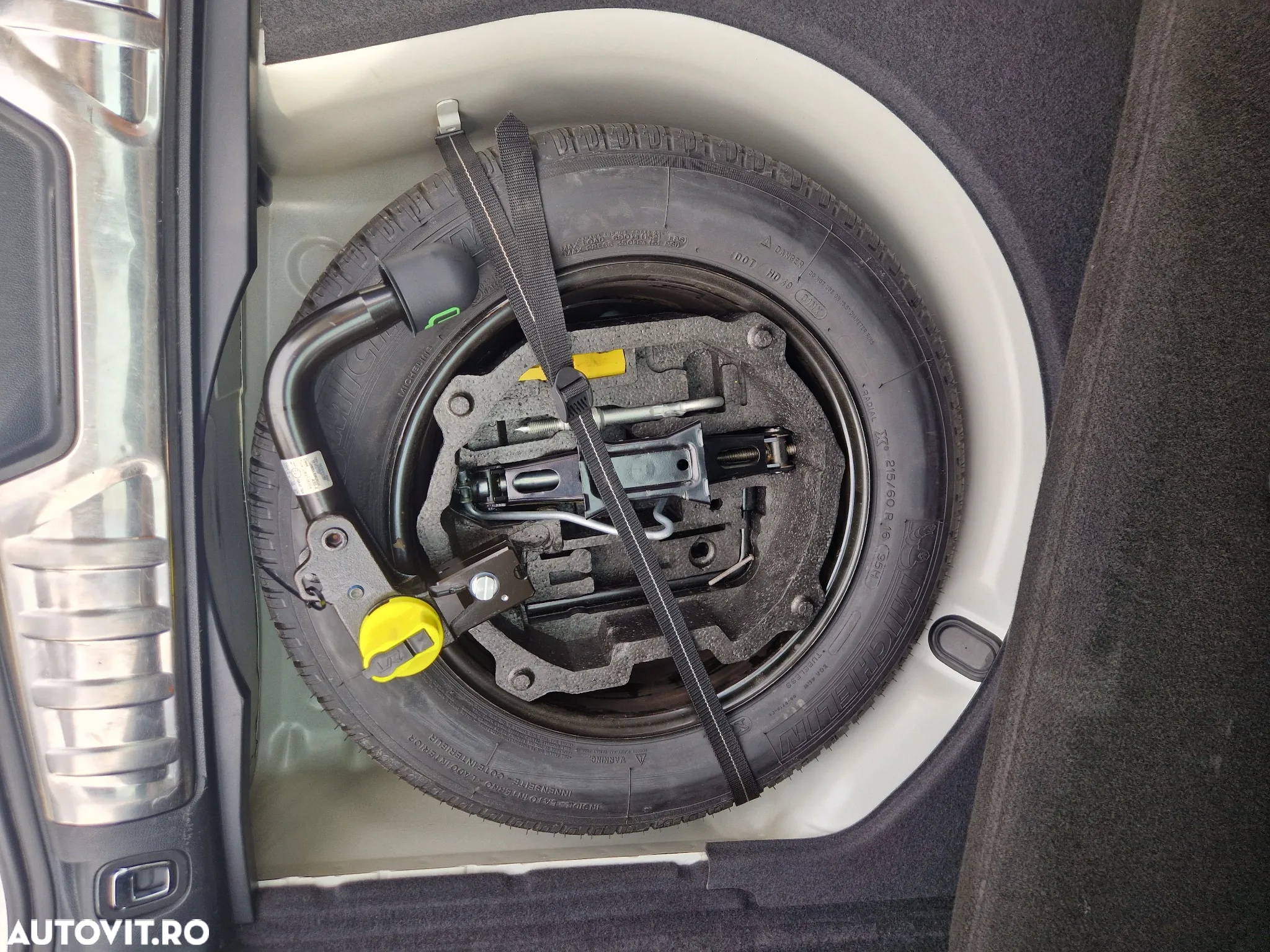 Peugeot 508 2.0 HDI FAP BVA Active Aut. - 21