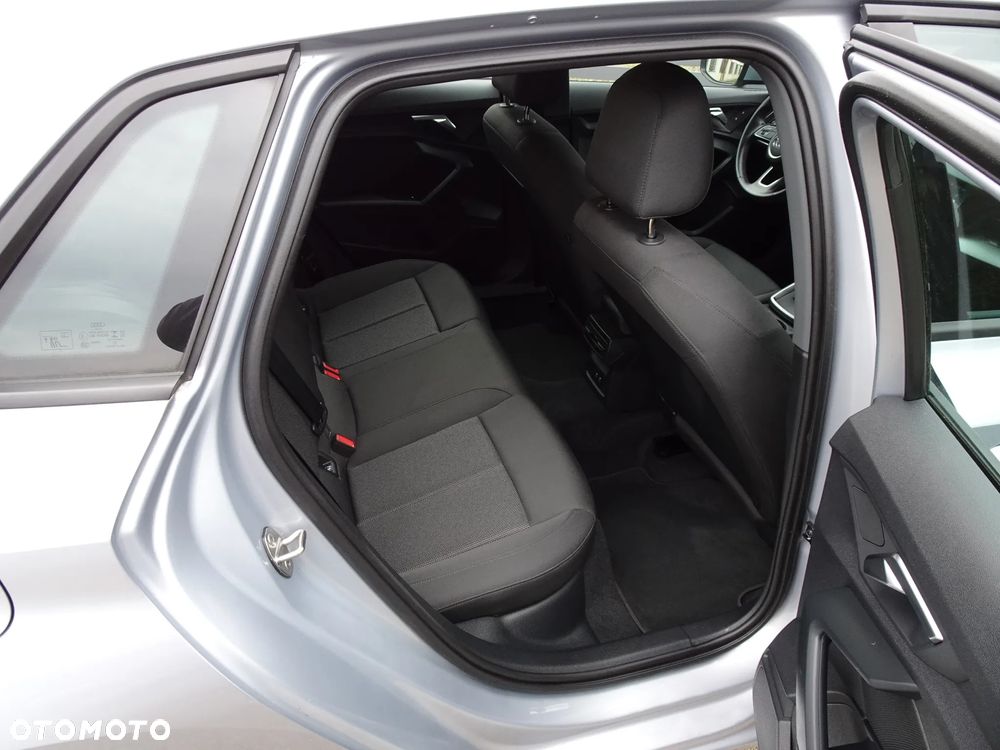 Audi A3 Sportback 30 TDI Advanced - 17