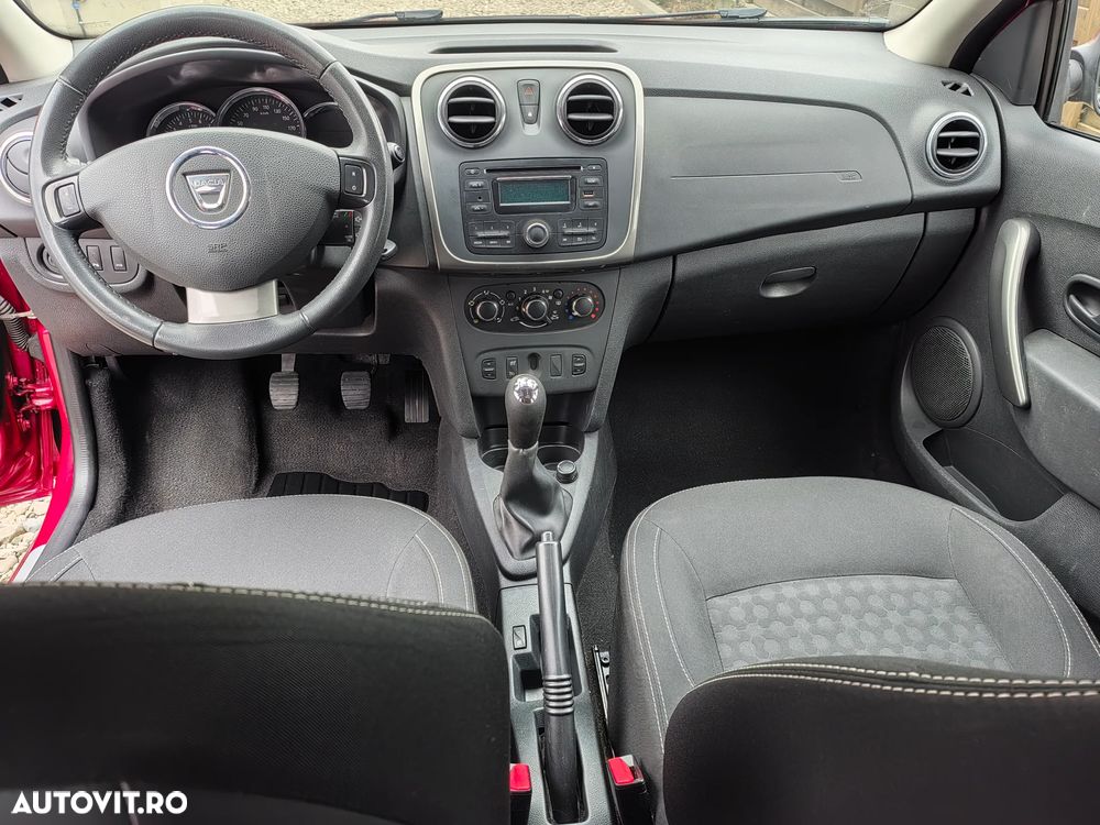 Dacia Logan TCe 90 Laureate - 17