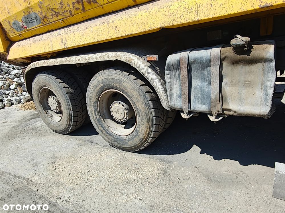 DAF 85.410 - 24