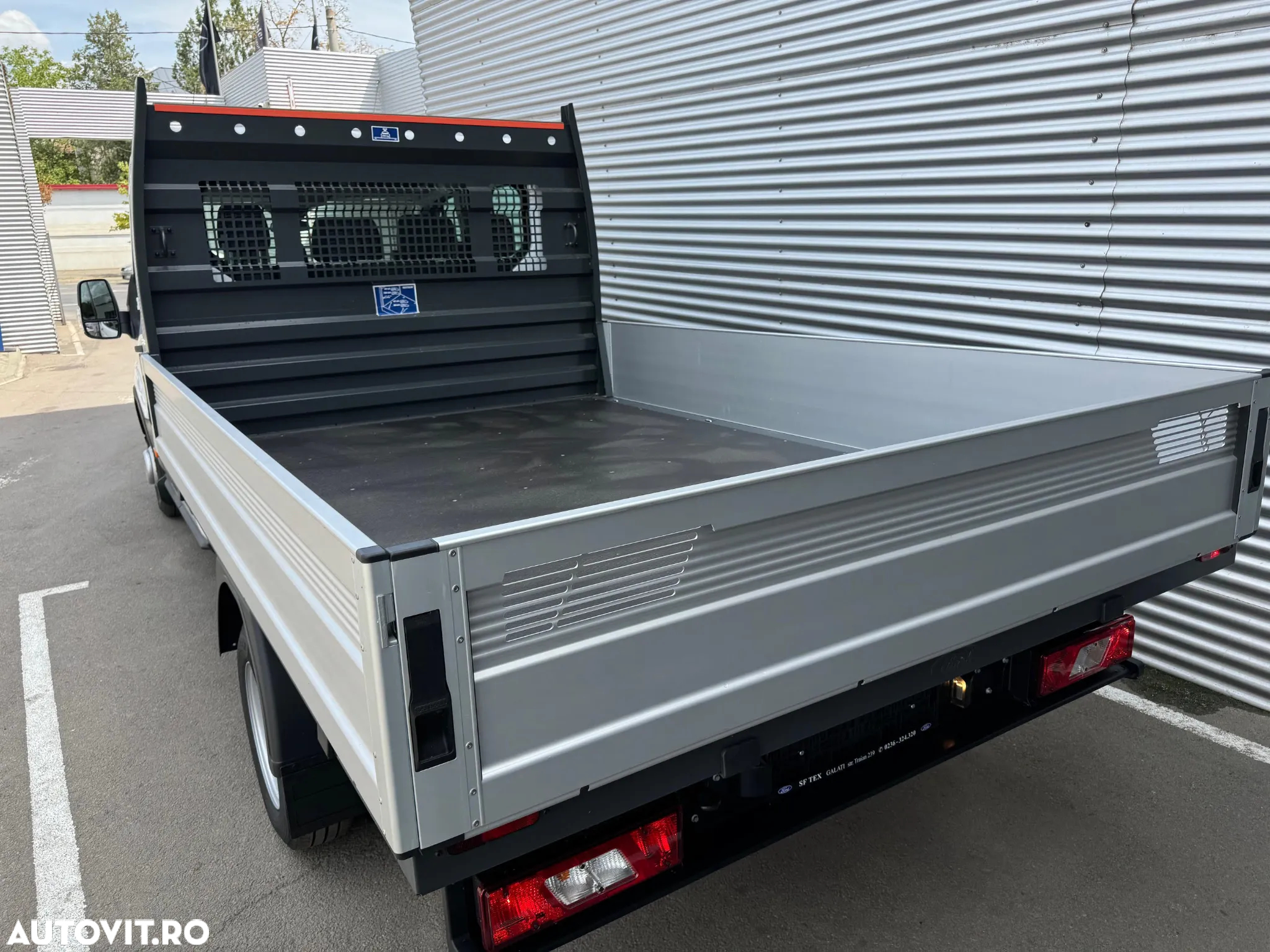 Ford Transit 350 2.0 EcoBlue MHEV 130 CP L4 Sasiu RWD DCAB Trend - 16