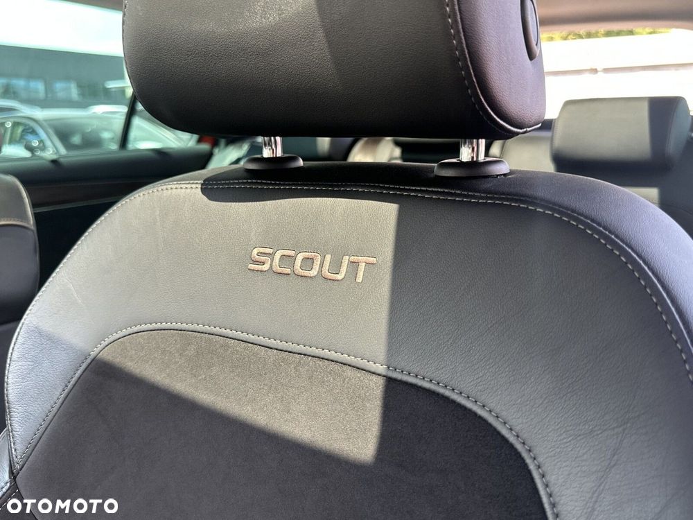 Skoda Superb 2.0 TDI SCR 4x4 Scout DSG - 41