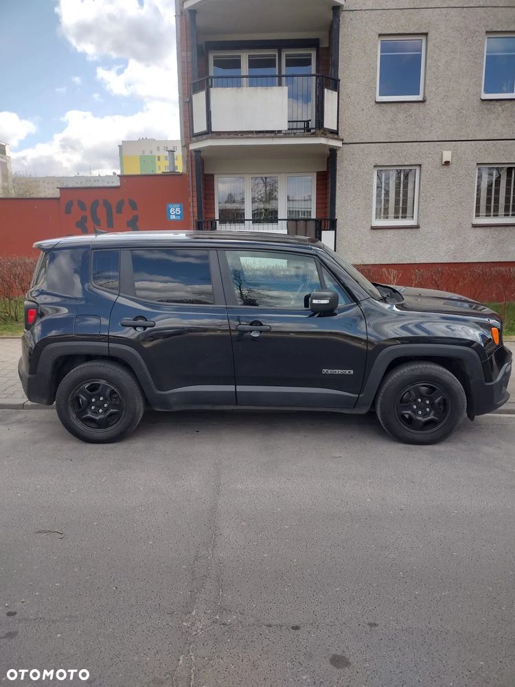Jeep Renegade 1.6 E-TorQ Sport FWD - 3