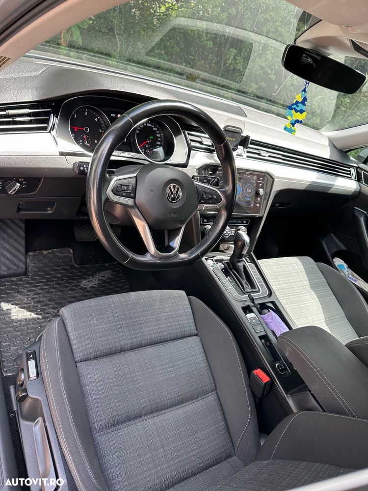 Volkswagen Passat 2.0 TDI SCR DSG Highline - 13