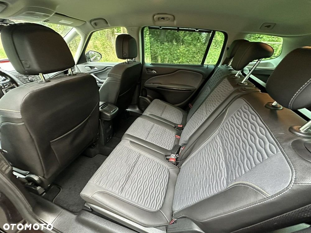 Opel Zafira - 19