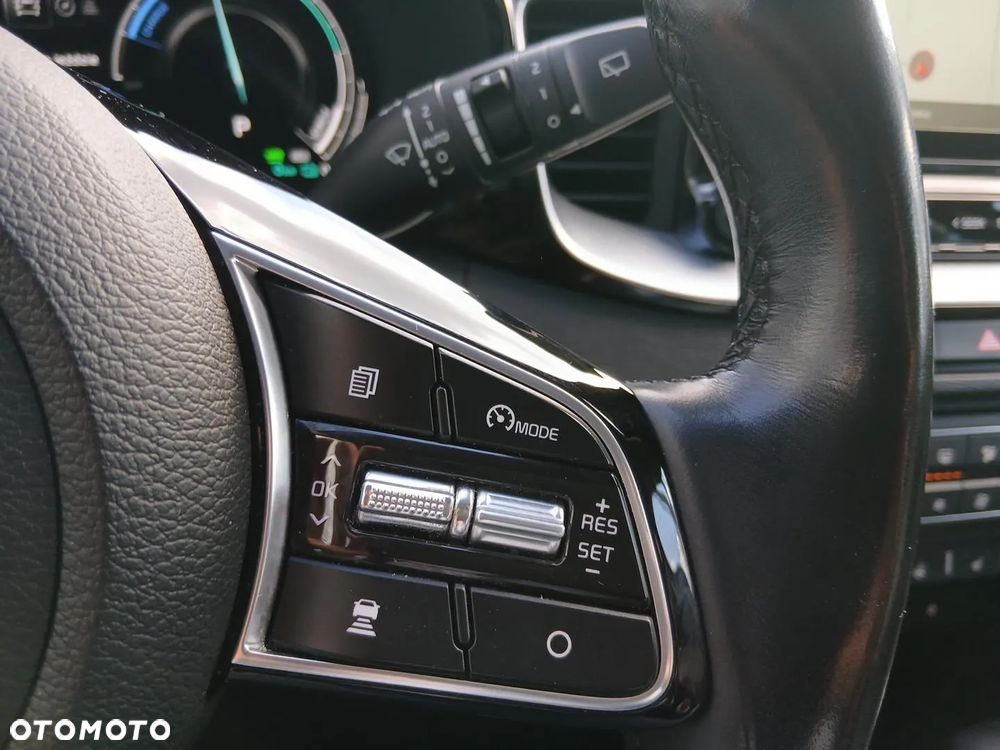 Kia Ceed 1.6 GDI PHEV L Business Line DCT - 15