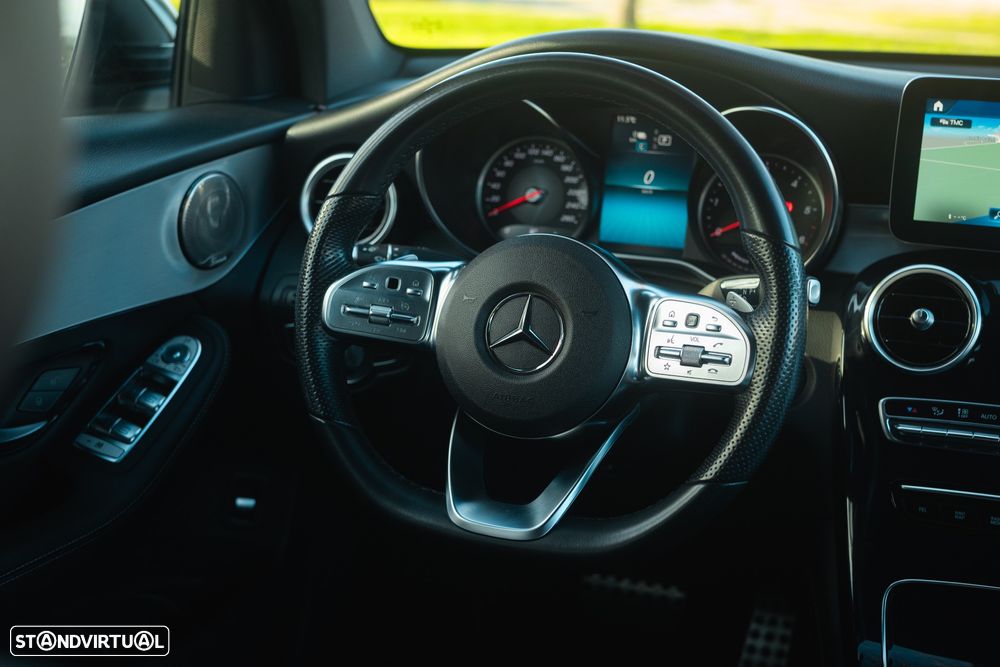 Mercedes-Benz GLC 300 de 4Matic 9G-TRONIC AMG Line Plus - 38