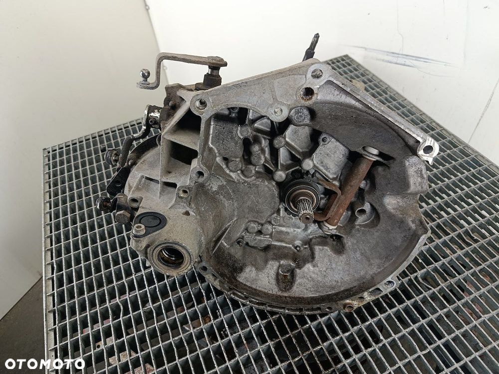 SKRZYNIA BIEGÓW MANUALNA 5 PEUGEOT 206 PLUS 20CQ82 1.1 8V - 1
