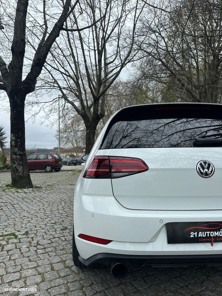 VW Golf 2.0 TSi GTi DSG Performance - 11