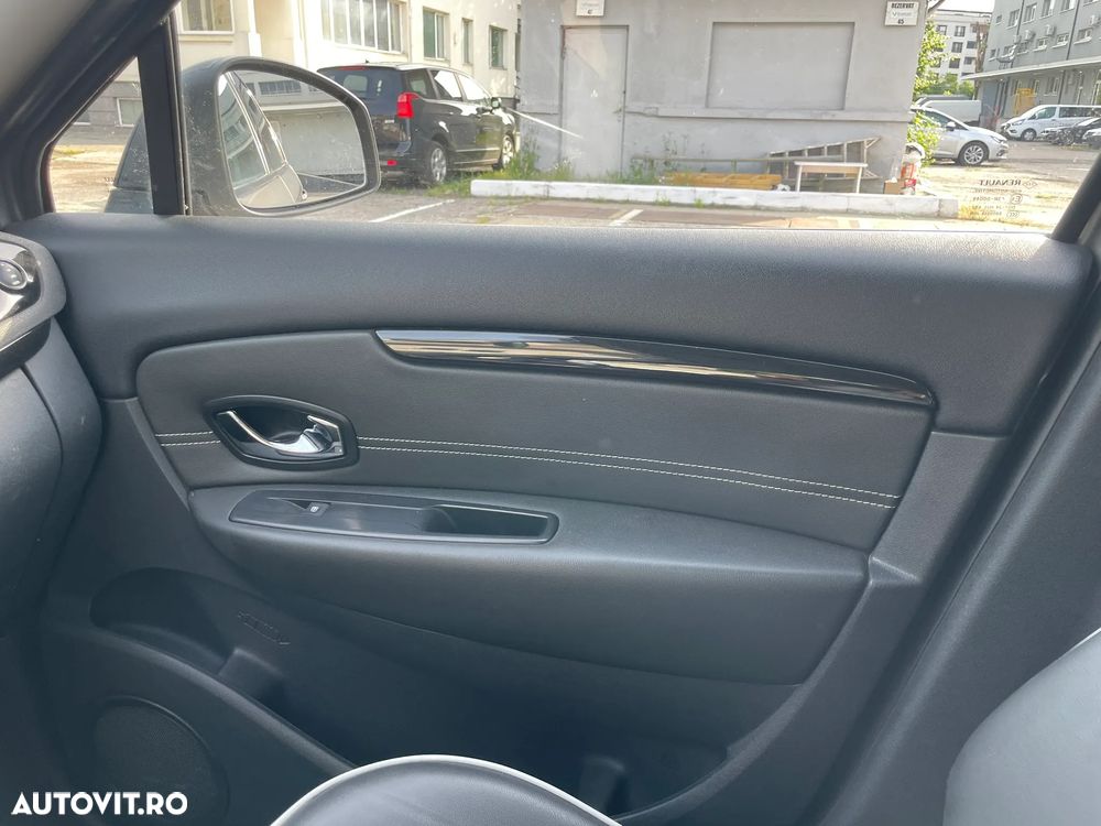 Renault Scenic - 13