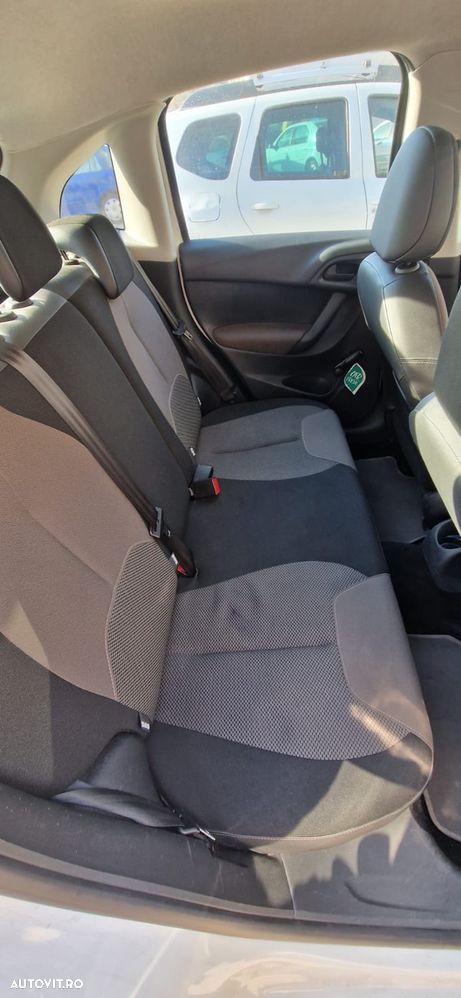 Citroën C3 1.0 PureTech Attraction - 12