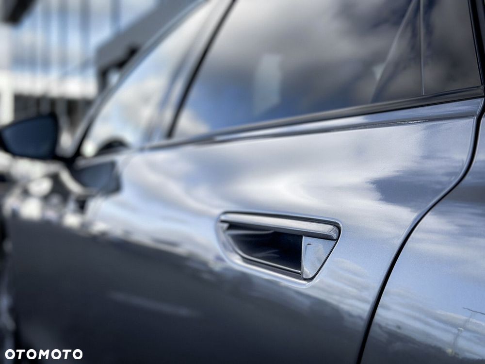 Audi A6 Avant e-tron - 11