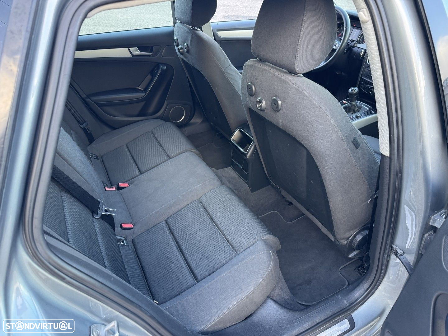 Audi A4 Avant 2.0 TDI exclusive - 26