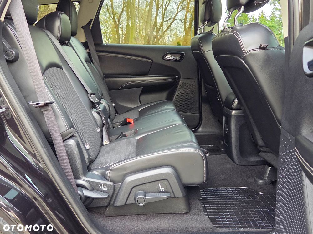 Fiat Freemont 2.0 Multijet 16V DPF Automatik Allrad Cross - 4