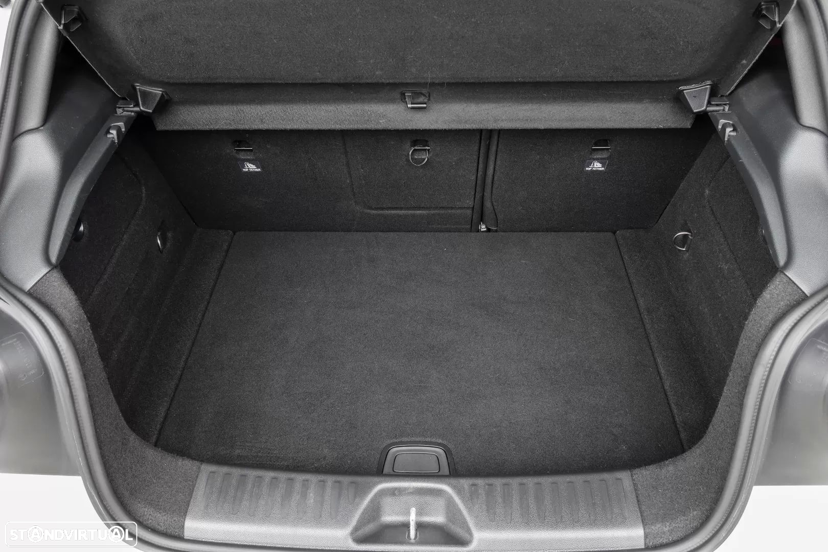 Mercedes-Benz A 45 AMG 4-Matic - 24