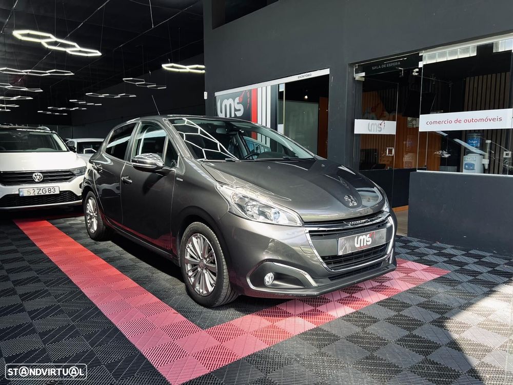 Peugeot 208 1.2 PureTech Style - 5