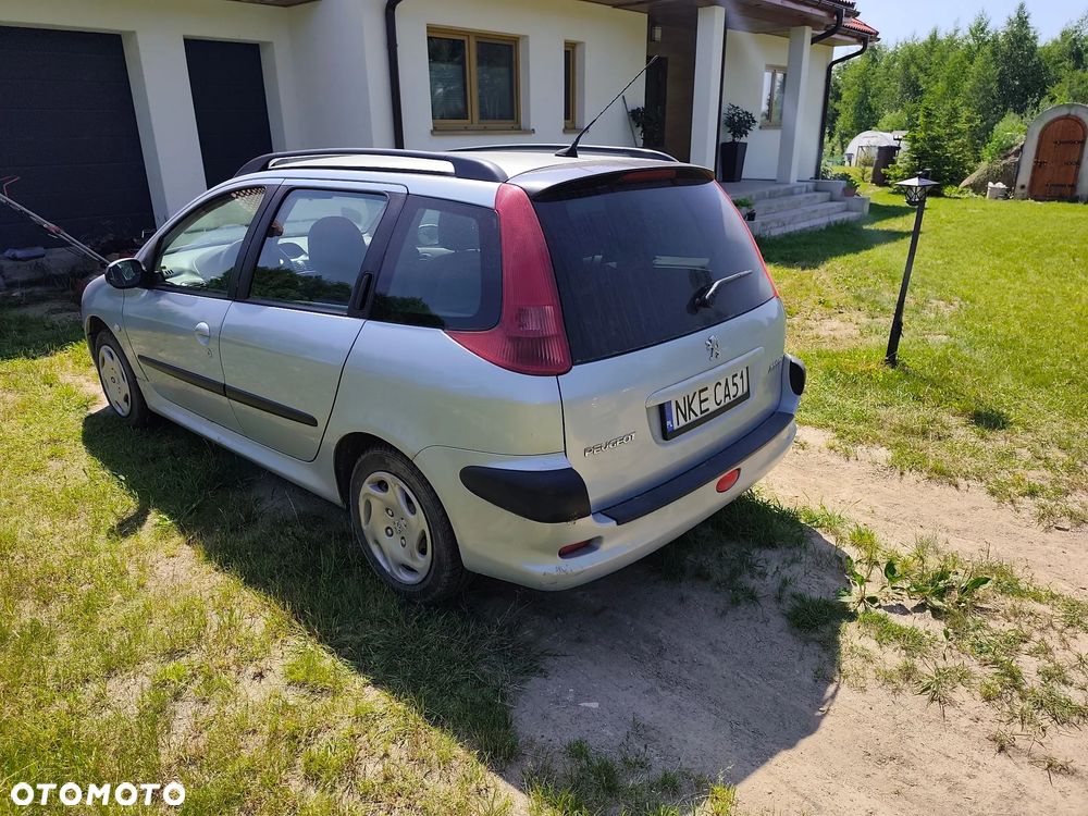 Peugeot 206 1.4 Happy - 2