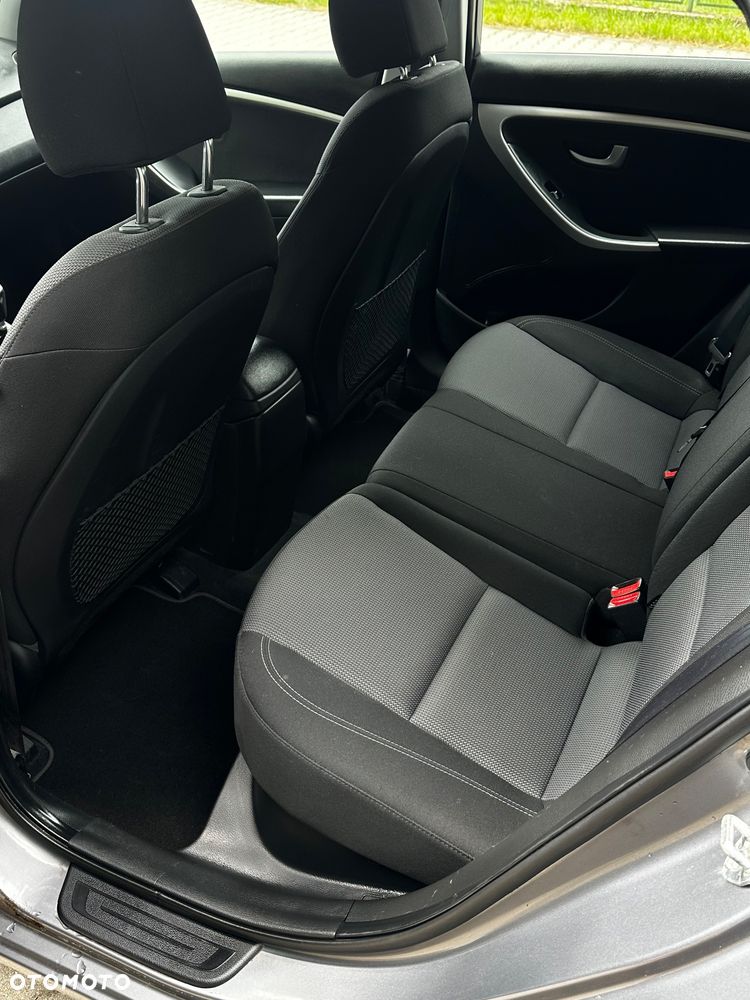 Hyundai i30 i30cw 1.4 CRDi Advantage - 34