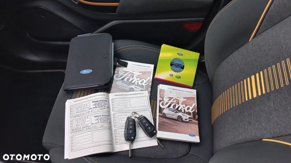 Ford Fiesta 1.0 EcoBoost SYNC Edition - 17