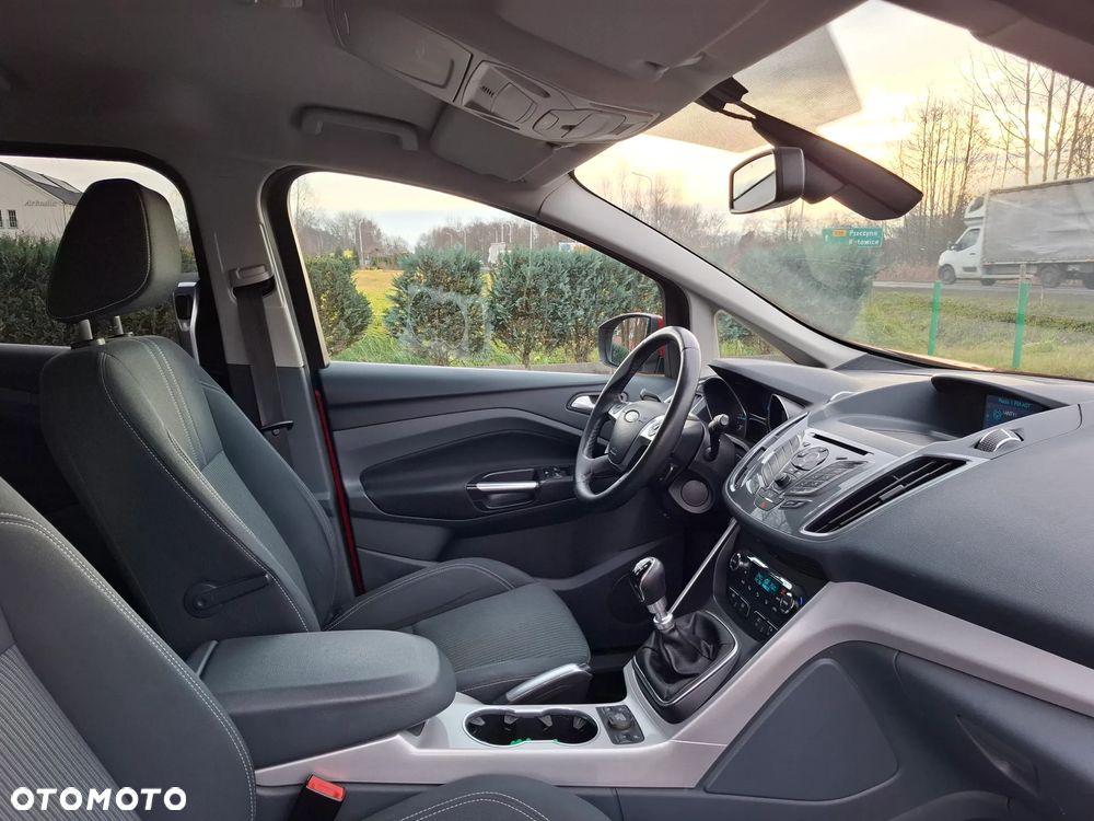 Ford Grand C-MAX 2.0 TDCi Titanium - 21