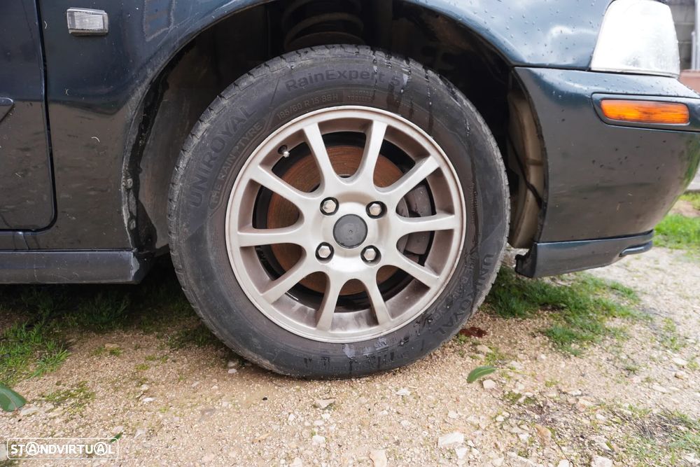 Volvo S40 1.9 D CR - 13