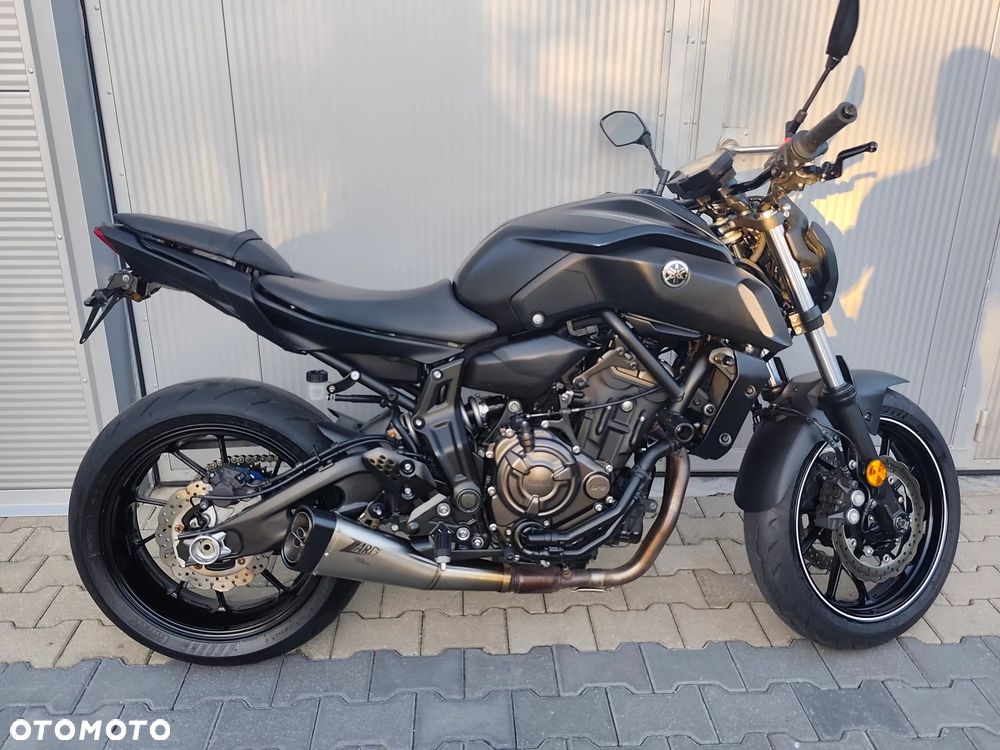Yamaha MT - 3