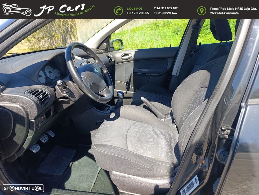 Peugeot 206 1.1 Black & Silver - 8