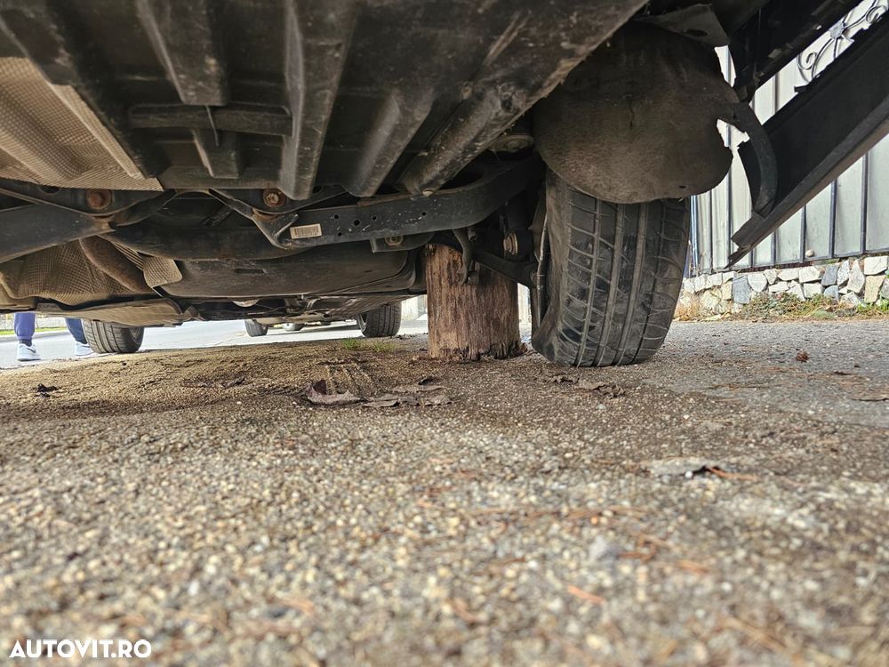 Volkswagen Passat Variant 2.0 TDI DPF DSG Comfortline - 15