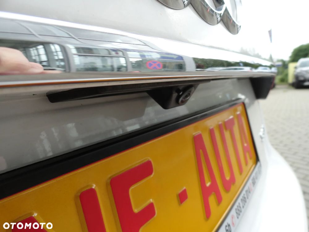 Audi A4 Avant 35 TDI mHEV S Line S tronic - 27