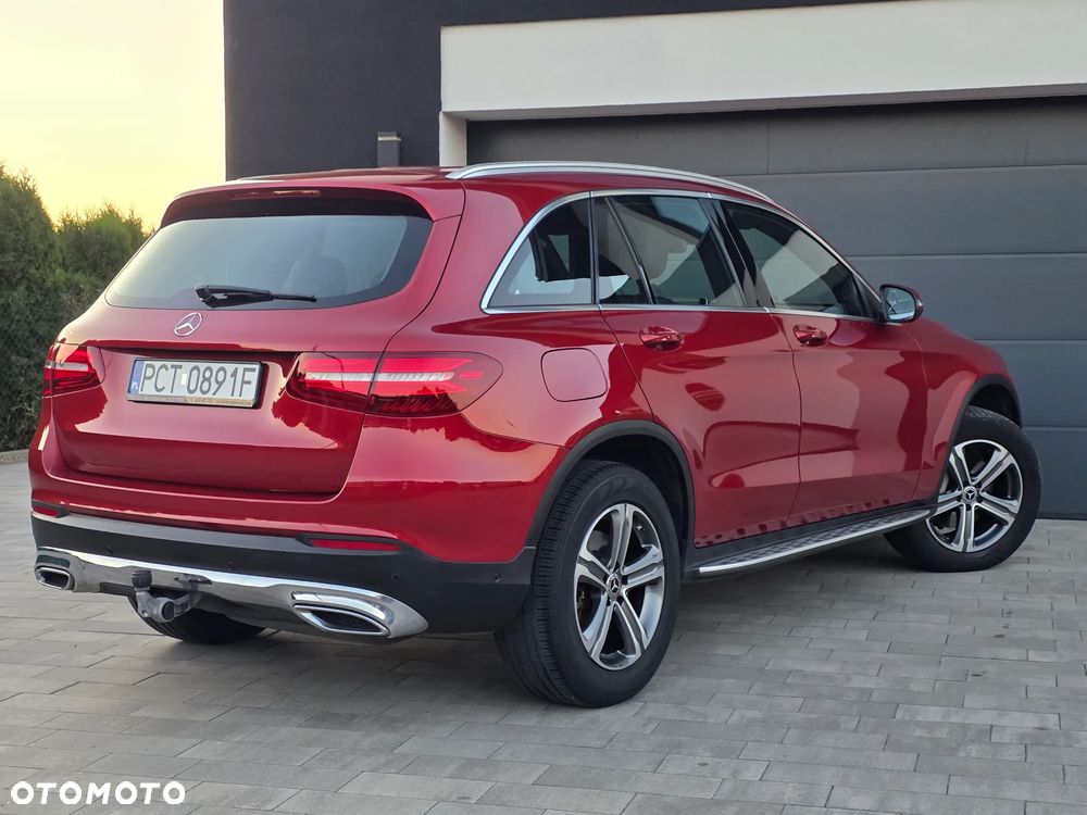 Mercedes-Benz GLC - 38