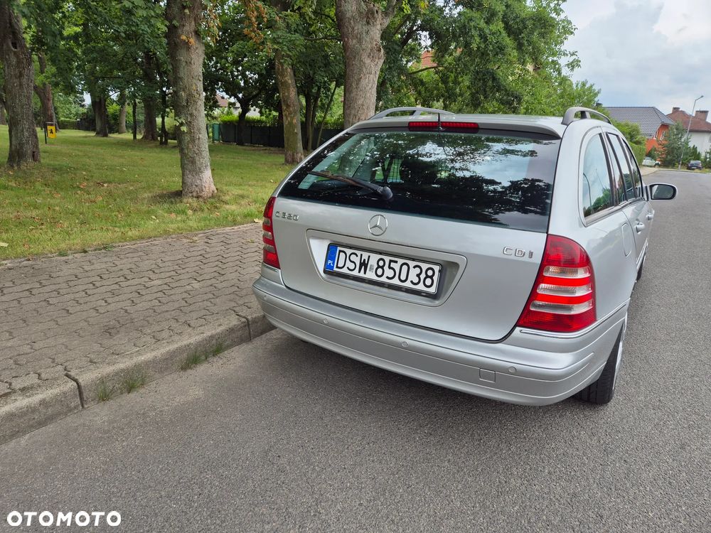 Mercedes-Benz Klasa C - 26