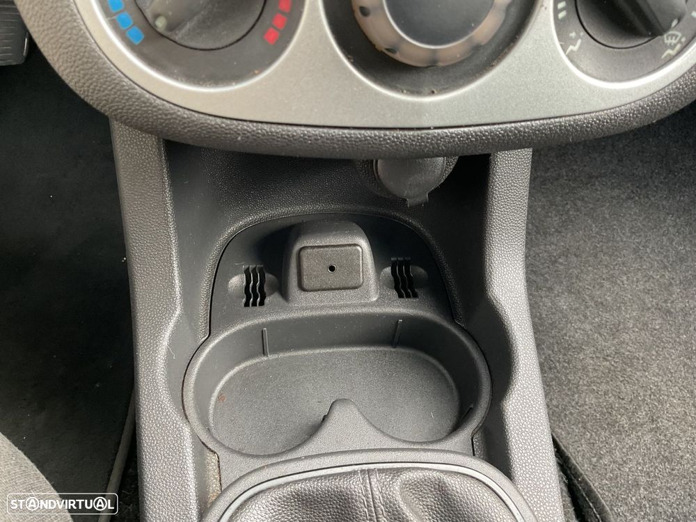 Opel Corsa 1.3 CDTI City - 24