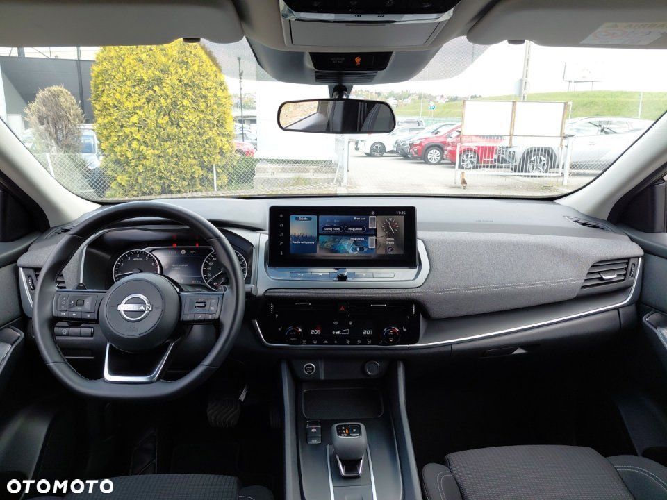 Nissan Qashqai - 12