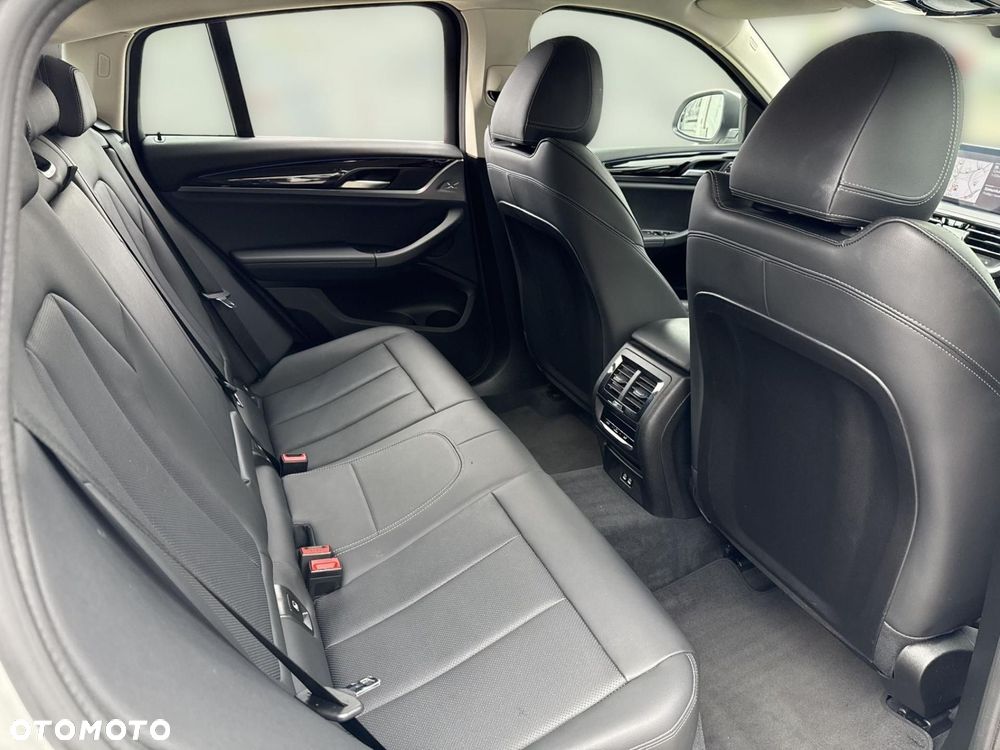 BMW X4 - 15