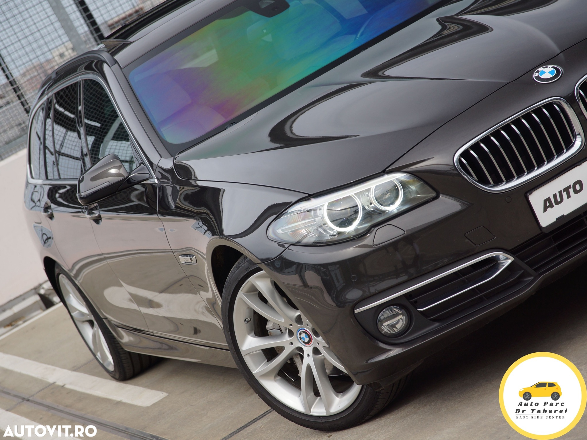 BMW Seria 5 530d xDrive Sport-Aut. Luxury Line - 7