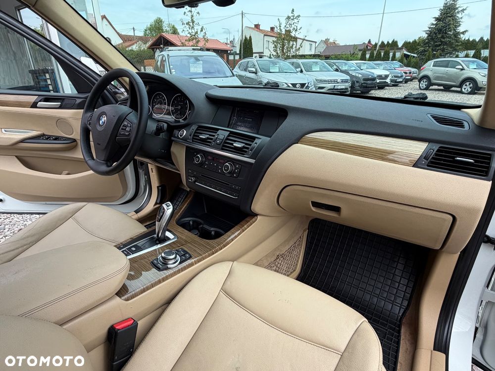 BMW X3 28i xDrive - 7