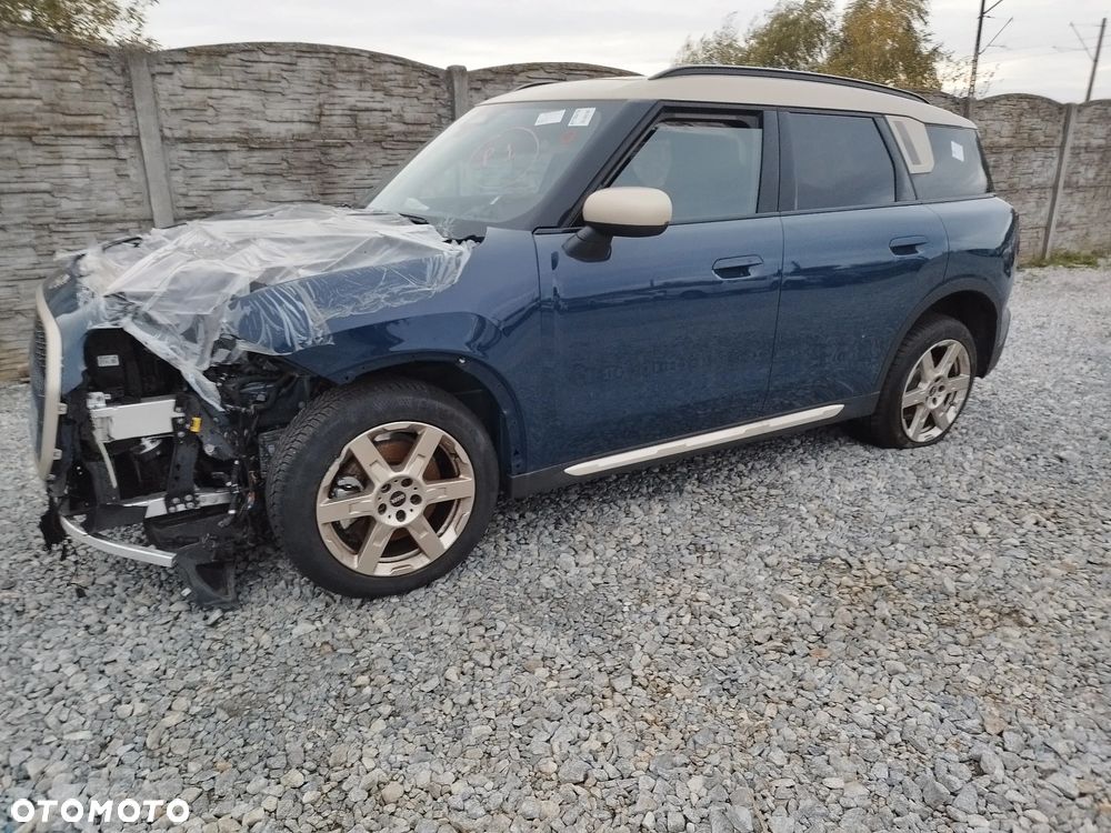 MINI Countryman C Favoured Trim - 9