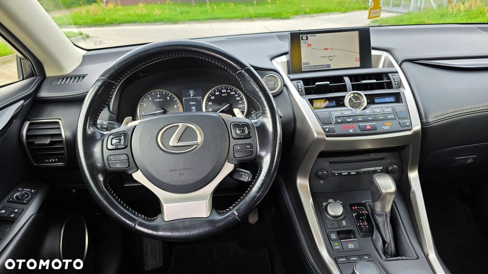 Lexus NX 200t Elite AWD - 18