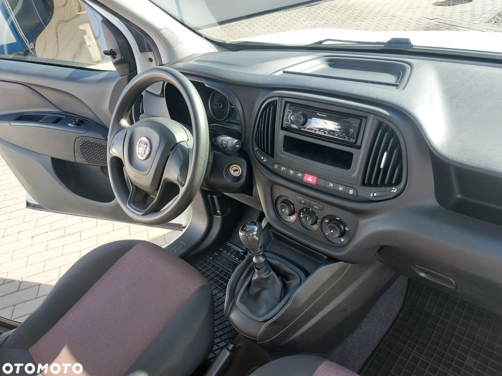 Fiat Doblo 1.6 MJ Active - 22