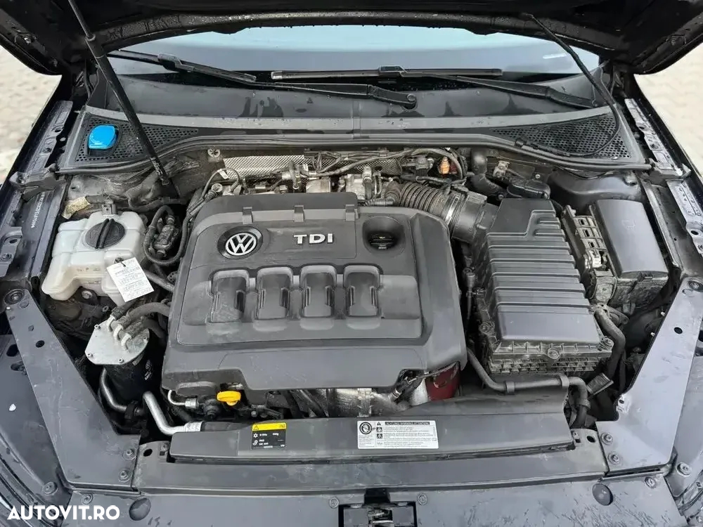 Volkswagen Passat 2.0 TDI DSG 4Motion Highline - 11