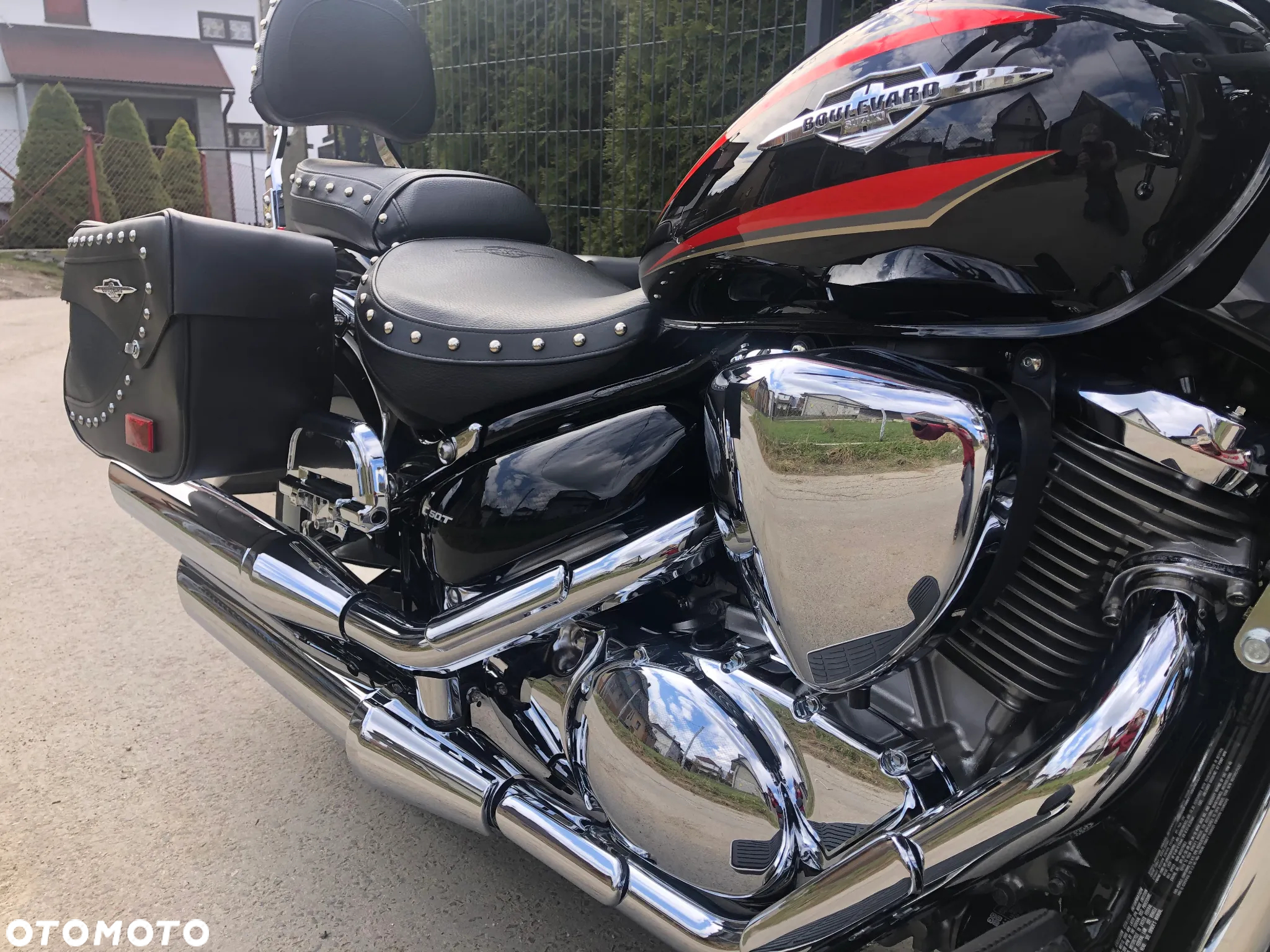 Suzuki VL 800 Volusia - Boulevard C50 - 4