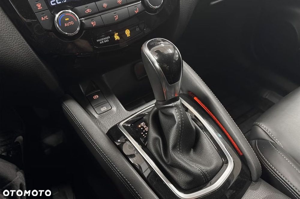 Nissan Qashqai 1.3 DIG-T MHEV Xtronic Tekna - 14