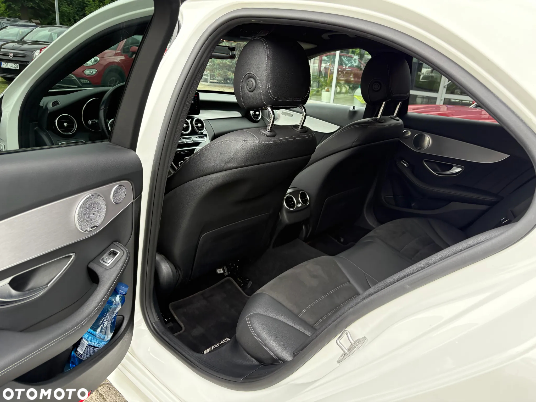 Mercedes-Benz Klasa C 300 d T 9G-TRONIC AMG Line - 25